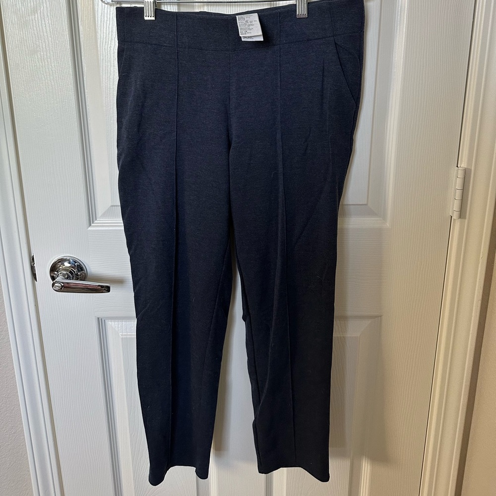 Navy stretch pleated pants M by Kirkland